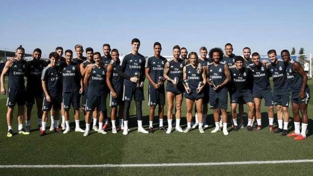 三者缺一不 三者缺一不